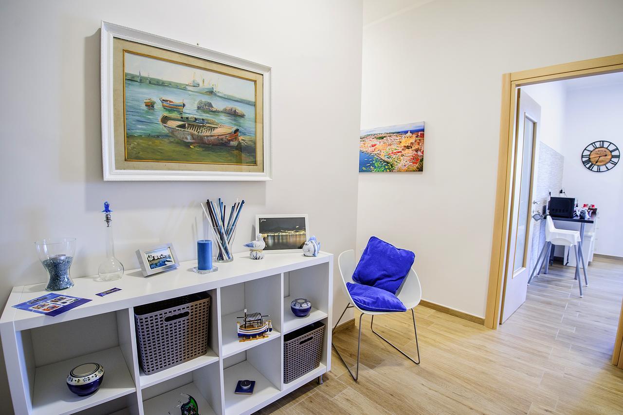 Margherita'S Apartment Salerno Luaran gambar